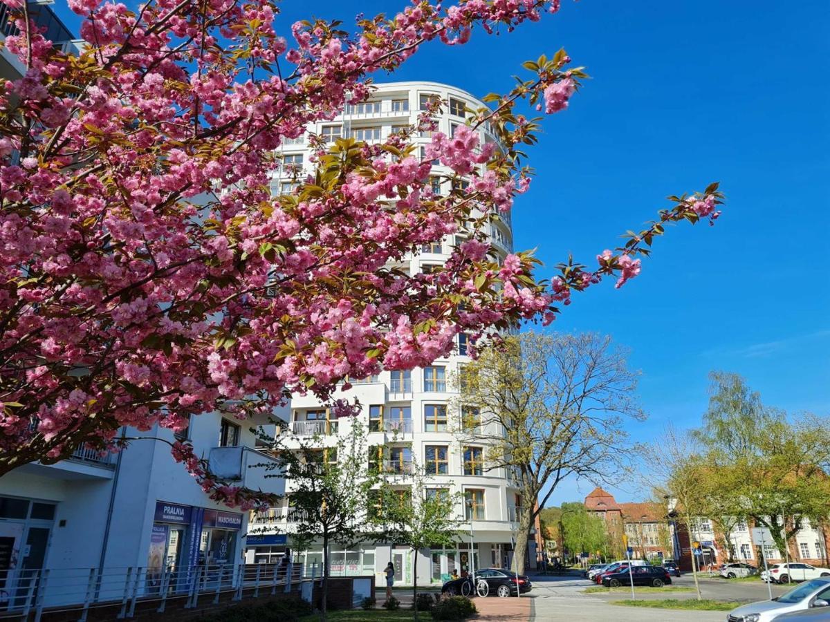 Visit Baltic - Platan Tower Grey Lejlighed Świnoujście  Eksteriør billede